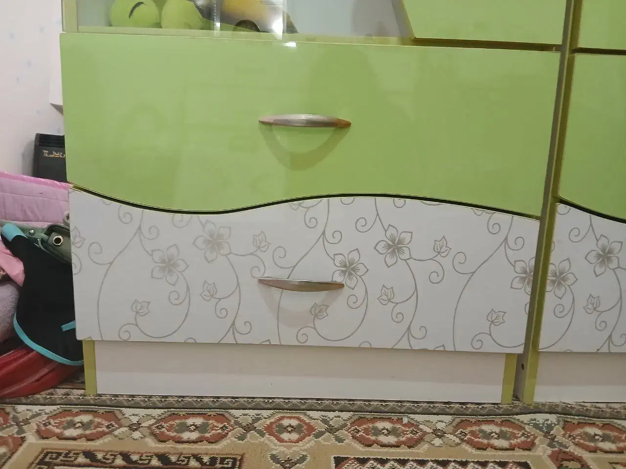 سرویس خواب|تخت و سرویس خواب|مشهد, چهارچشمه|دیوار