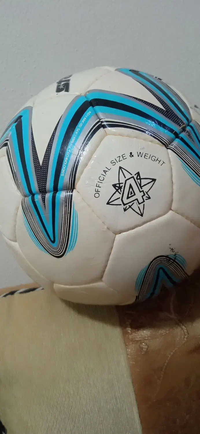 توپ فوتبال و اسباب بازی|اسباب‌‌بازی|ایلام, |دیوار