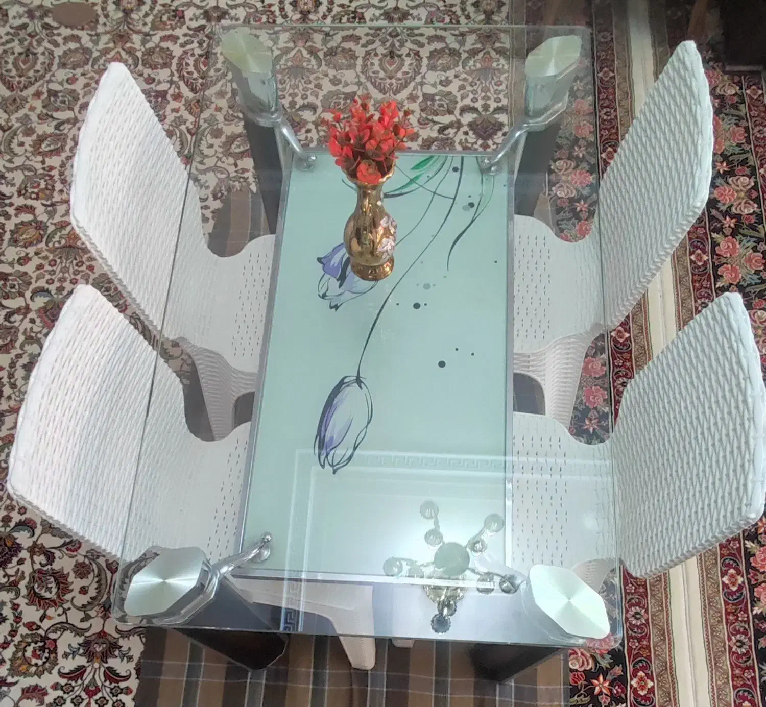 میز 4نفره شیشه ای|میز و صندلی غذاخوری|همدان, |دیوار