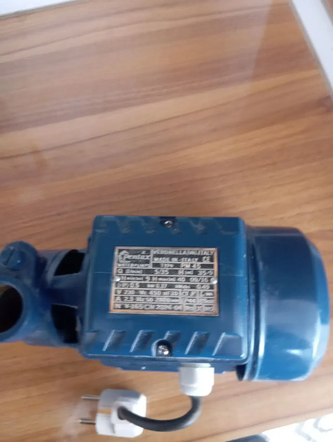 پمپ اب|آب‌سردکن و تصفیه آب|ایلام, |دیوار