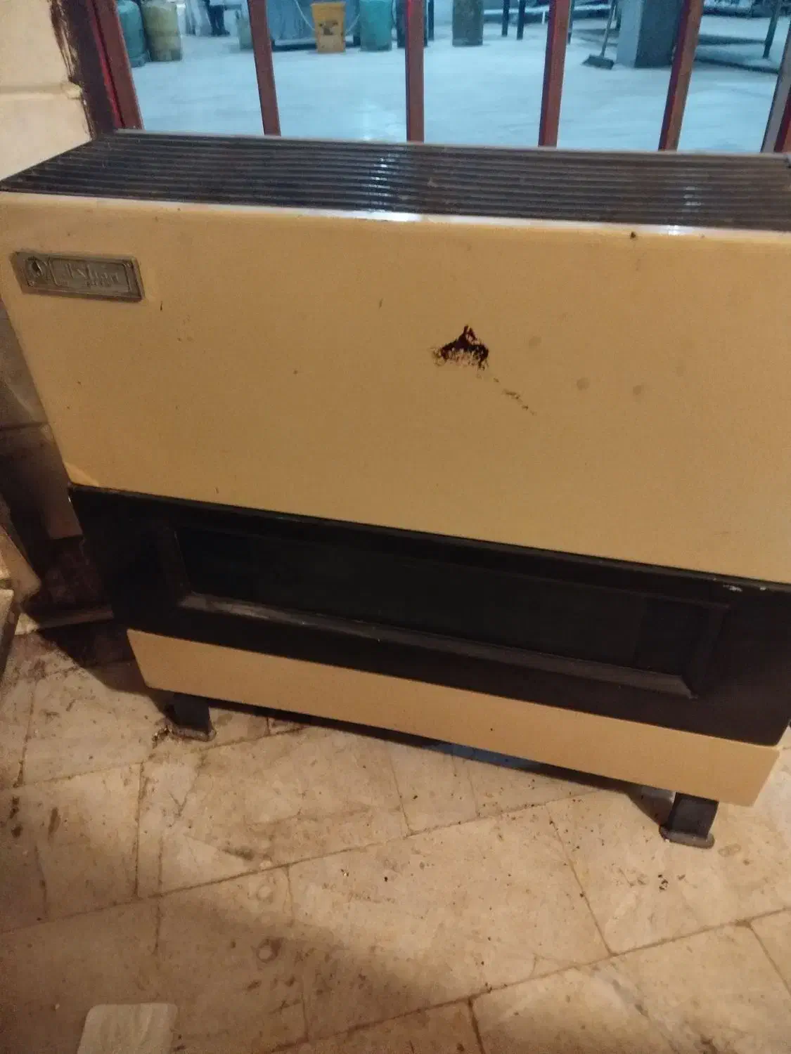 بخاری گازی۱۰۰۰۰مهیا|بخاری، هیتر، شومینه|فشاپویه, |دیوار