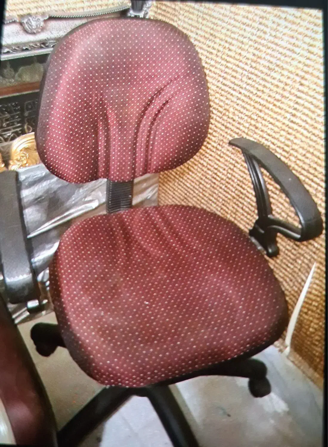 صندلی گردان|صندلی و نیمکت|قزوین, |دیوار