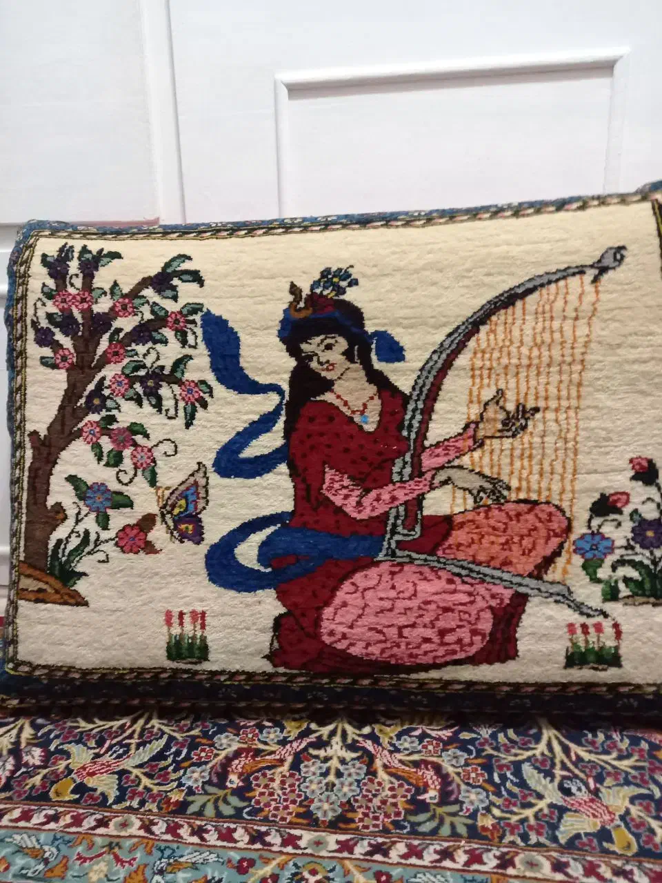 دو عدد پشتی (متکا) دستبافت کاملا سالم و نو سفارشی|پشتی|شهرکرد, |دیوار