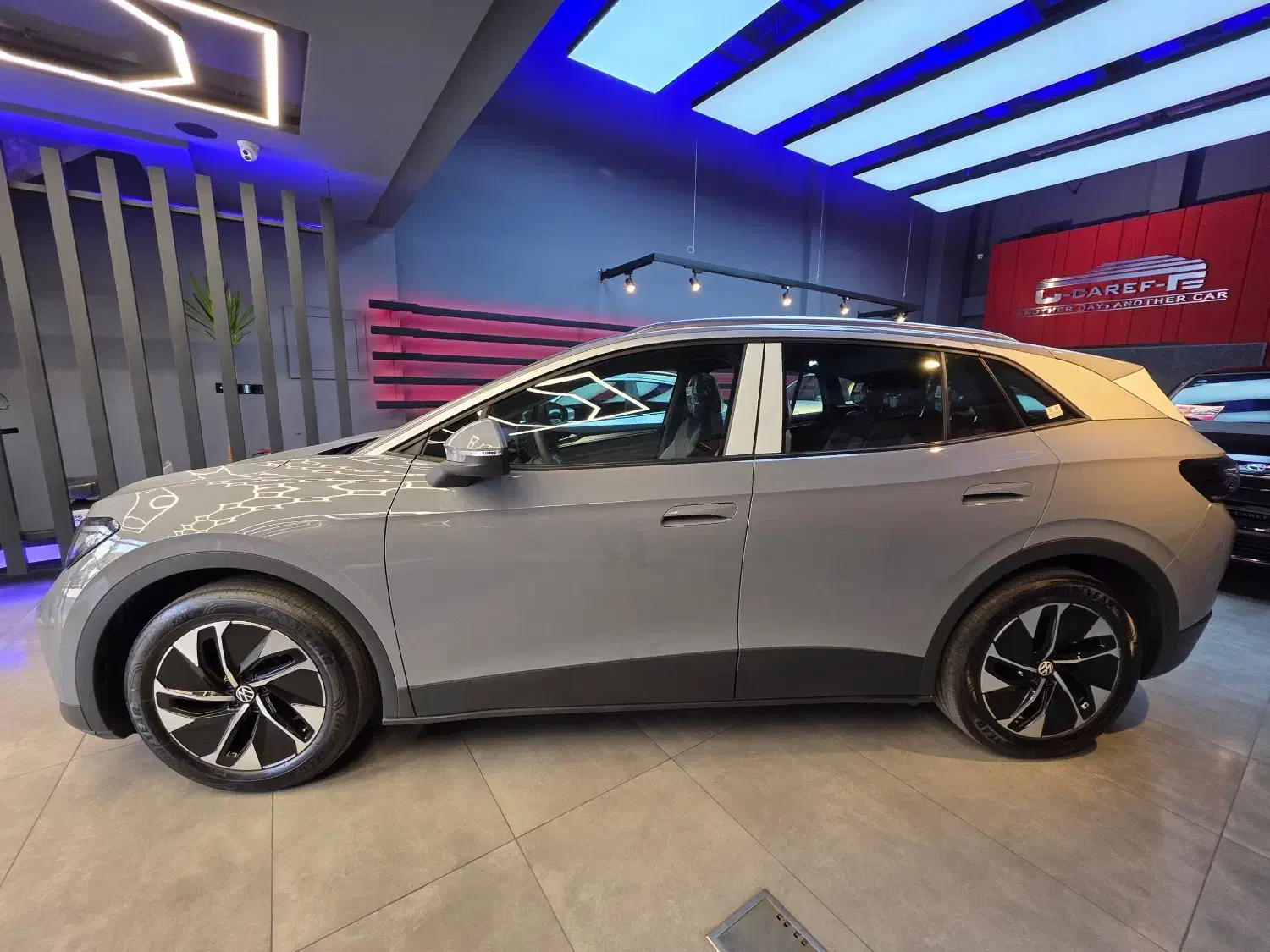 فولکس ID4 مدل 2025|خودرو سواری و وانت|مشهد, کوشش|دیوار