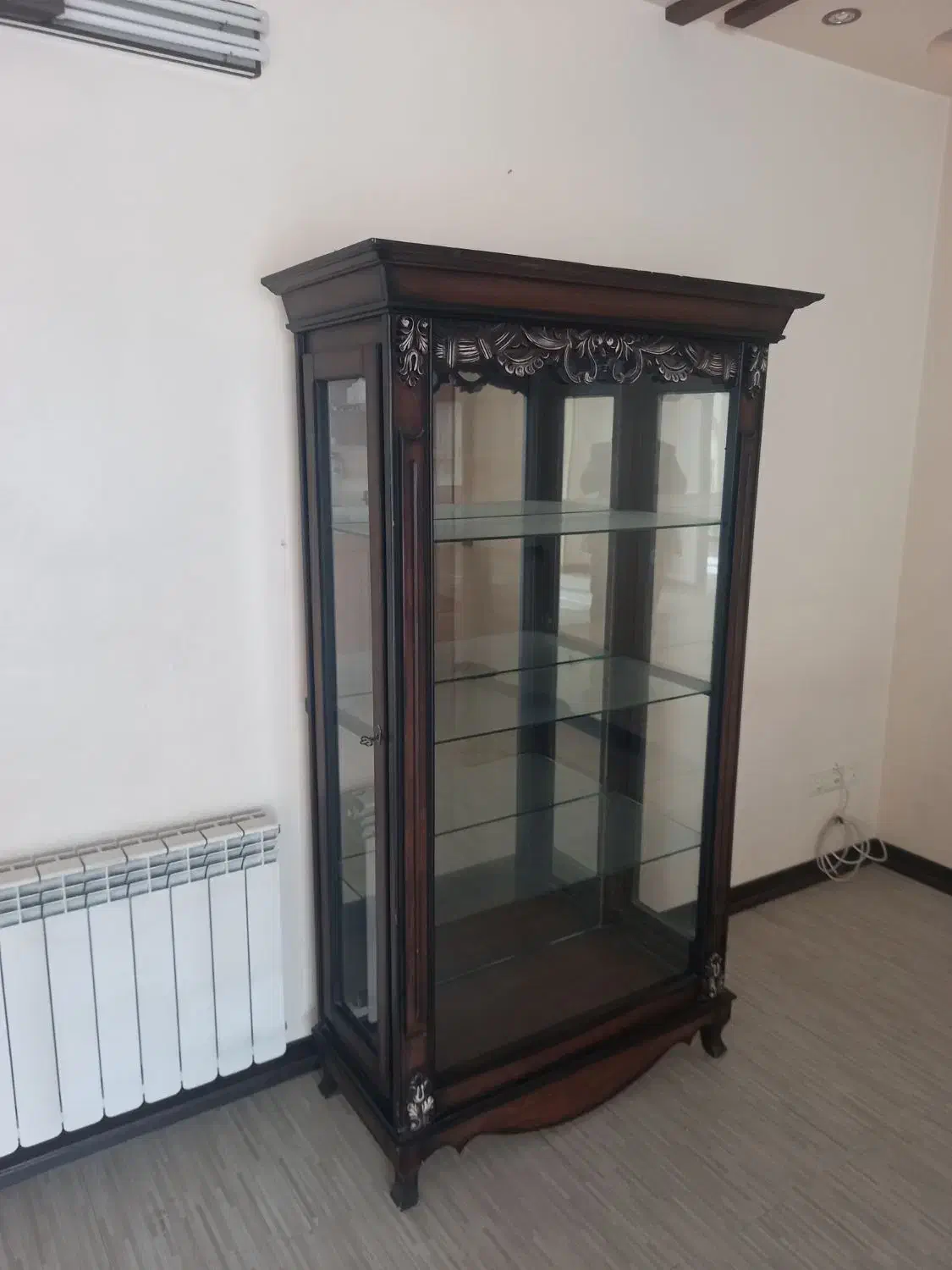 ویترین در حد نو|بوفه، ویترین، کنسول|اصفهان, بابوکان جنوبی|دیوار