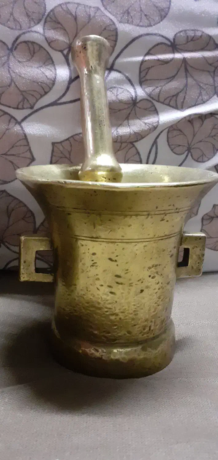 هاون|کلکسیون اشیاء عتیقه|ملارد, |دیوار