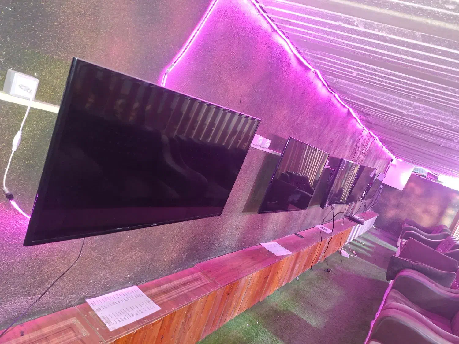 TV samsung 49 سامسونگ تلویزیون|تلویزیون و پروژکتور|کهنوج, |دیوار