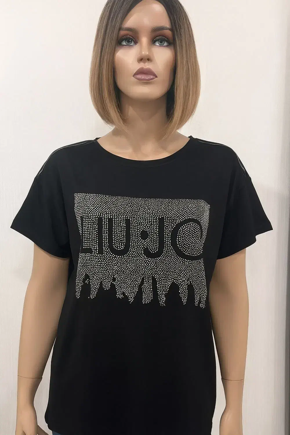 حراج لباس های مغازه بچه گانه زنانه|حراج|برازجان, |دیوار