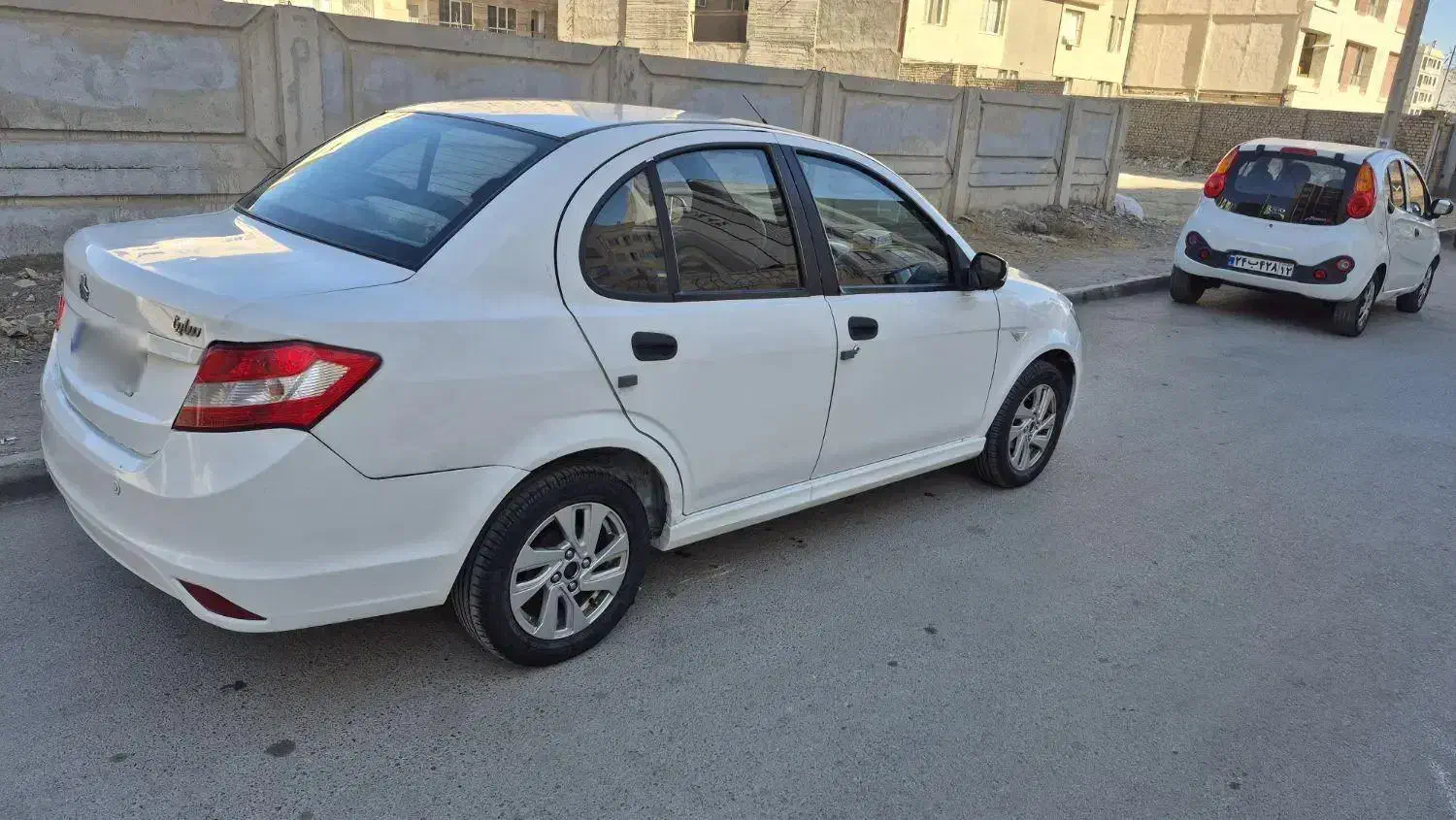 ساینا ۹۷ دوگانه بدون رنگ گریسی دارد|خودرو سواری و وانت|مشهد, الهیه|دیوار