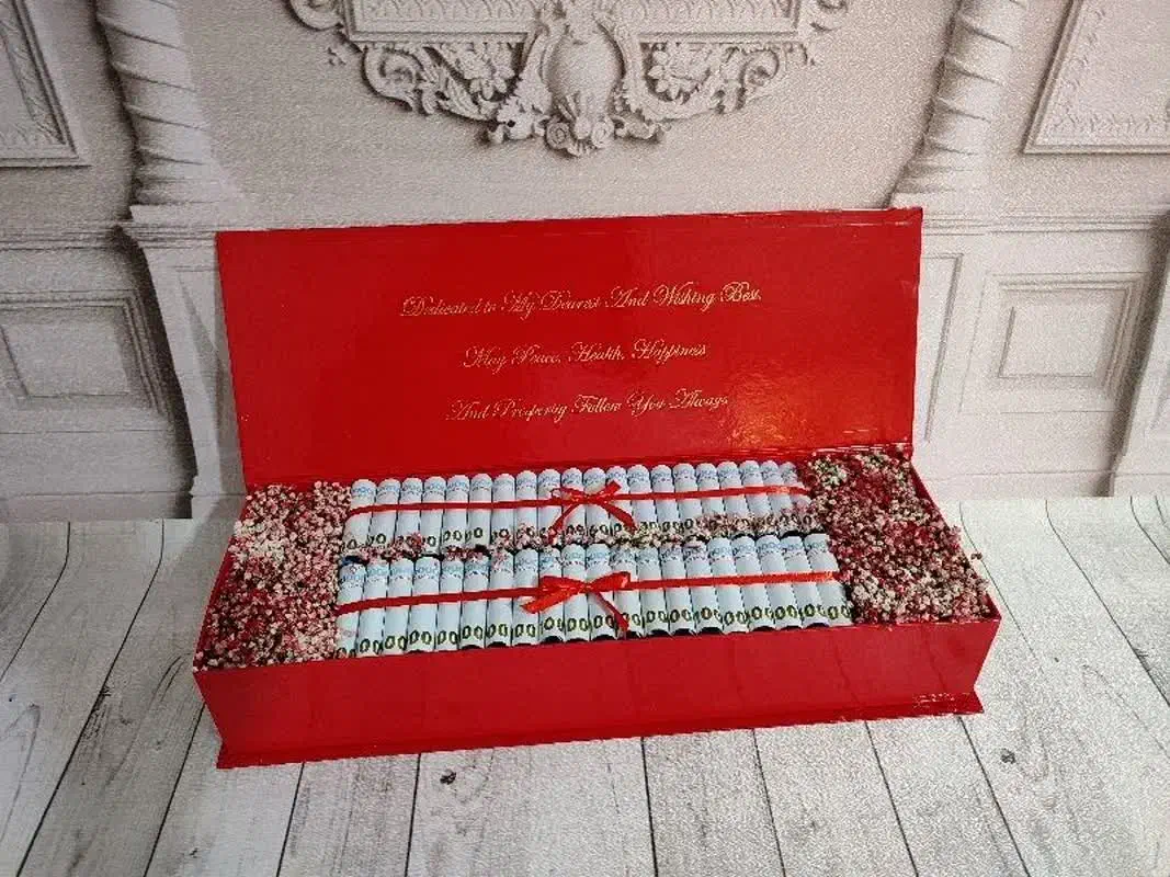 تزیین باکس پول وگل بهترین هدیه روزمادر|صنایع دستی و سایر لوازم تزئینی|پاکدشت, پاکدشت (مامازند)|دیوار