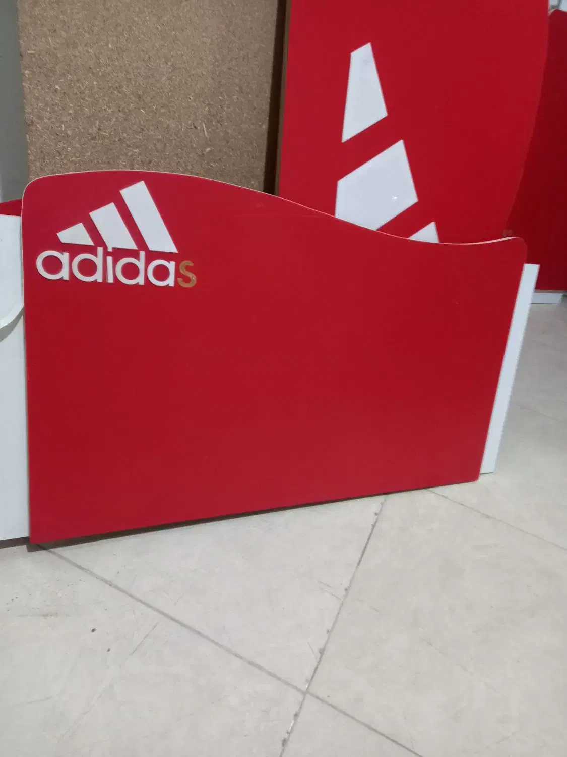 تحت یه نفره|تشک تختخواب|صدرا-فارس, فاز ۲|دیوار