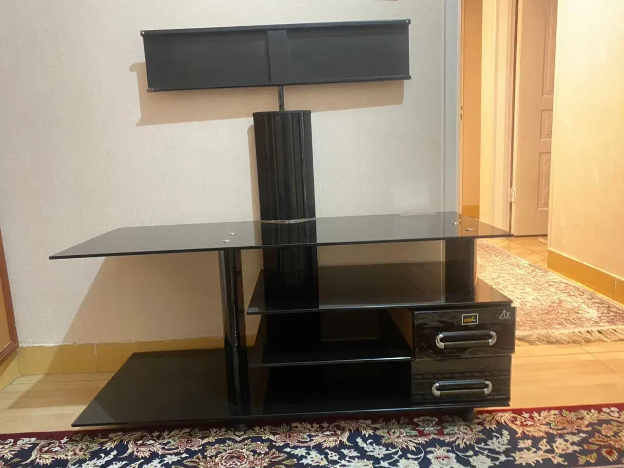 میز تلویزیون شیشه ای|میز تلویزیون|رشت, دیلمان|دیوار