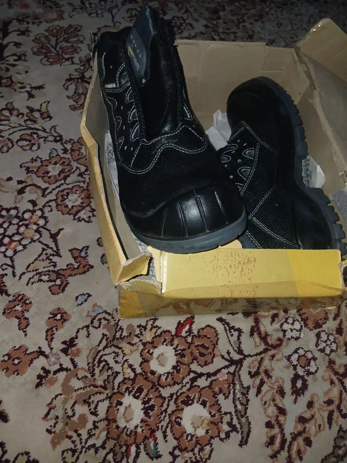 پوتین ایمنی|کیف، کفش، کمربند|بندر امام خمینی, |دیوار