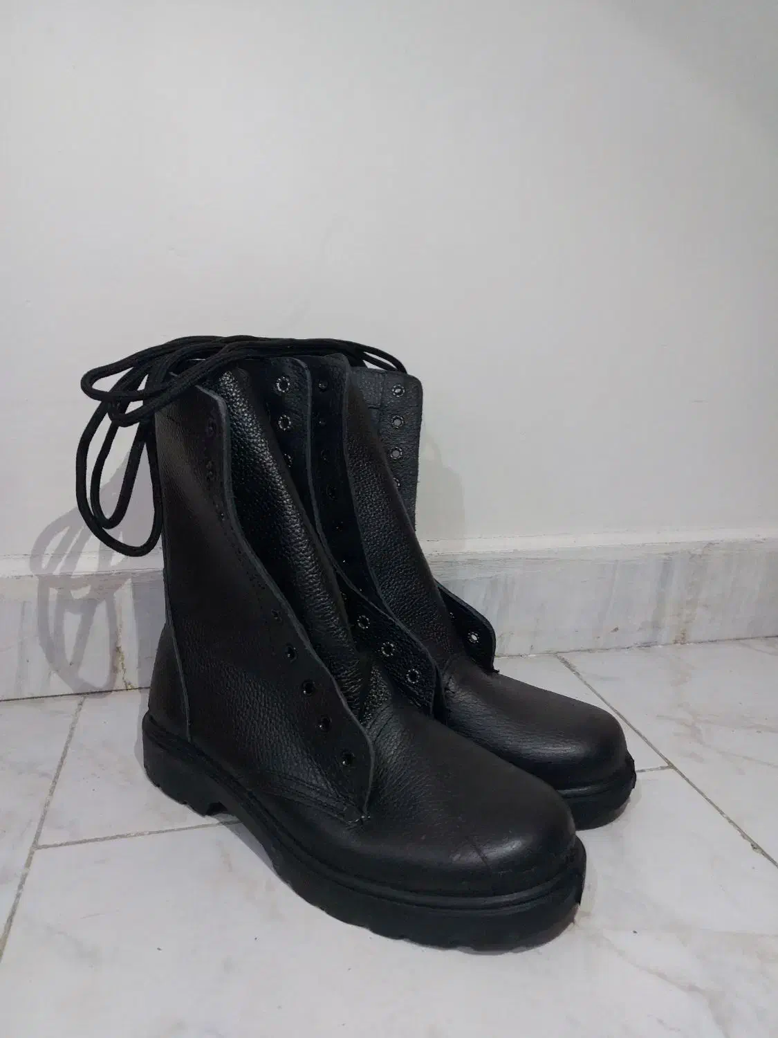 لباس نظامی (سربازی)|لباس|پردیس, فاز ۲|دیوار