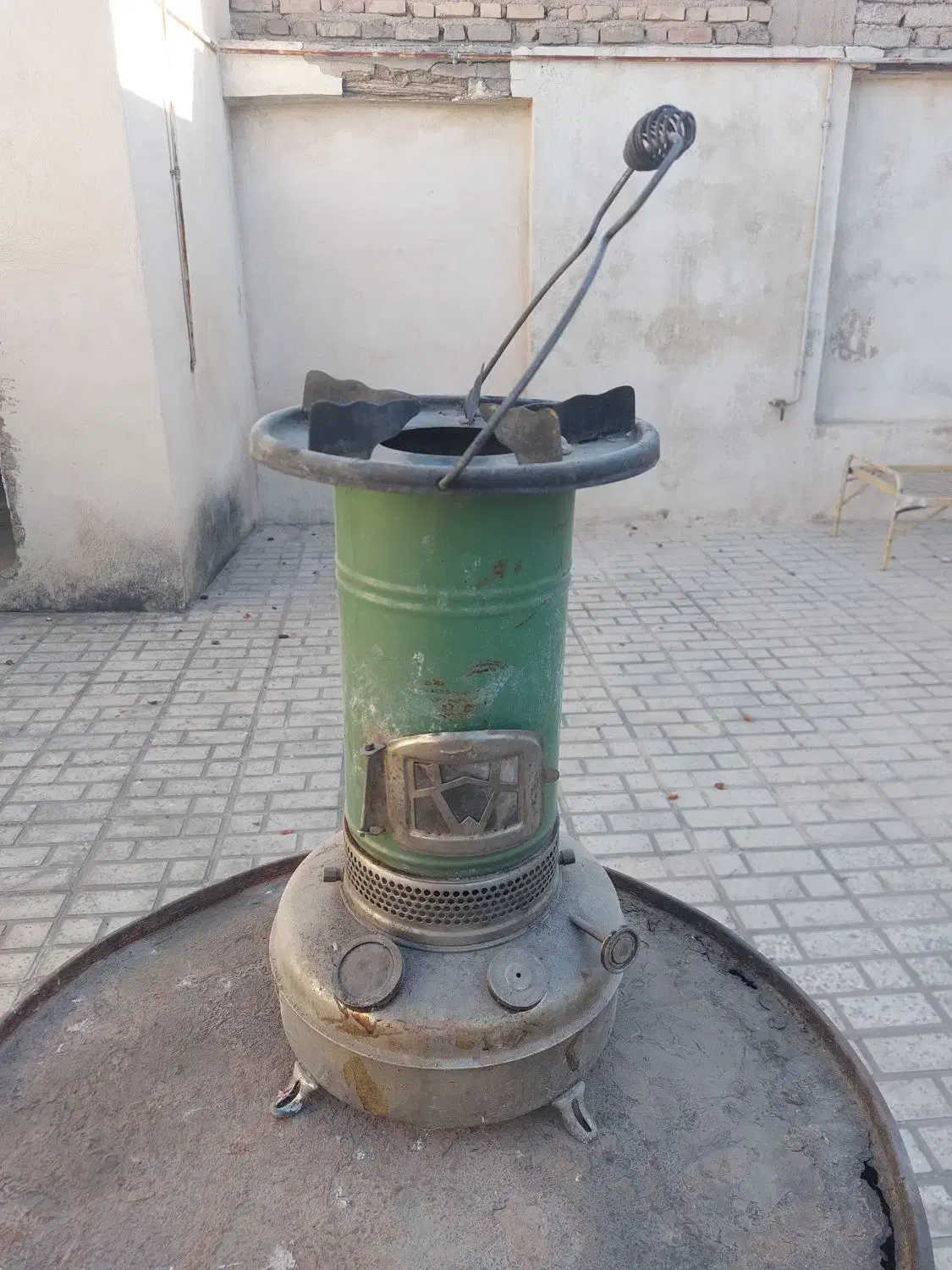 ۲ عدد بخاری نفتی علاالدین اصل کاملا سالم درجه یک|بخاری، هیتر، شومینه|داراب, |دیوار