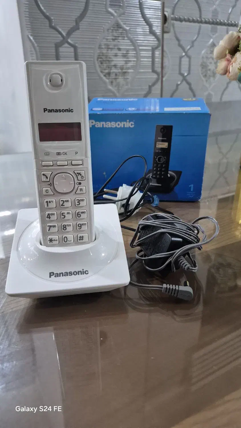 تلفن پاناسونیک بیسیم ۱۷۱۱|تلفن رومیزی|قائم‌شهر, |دیوار