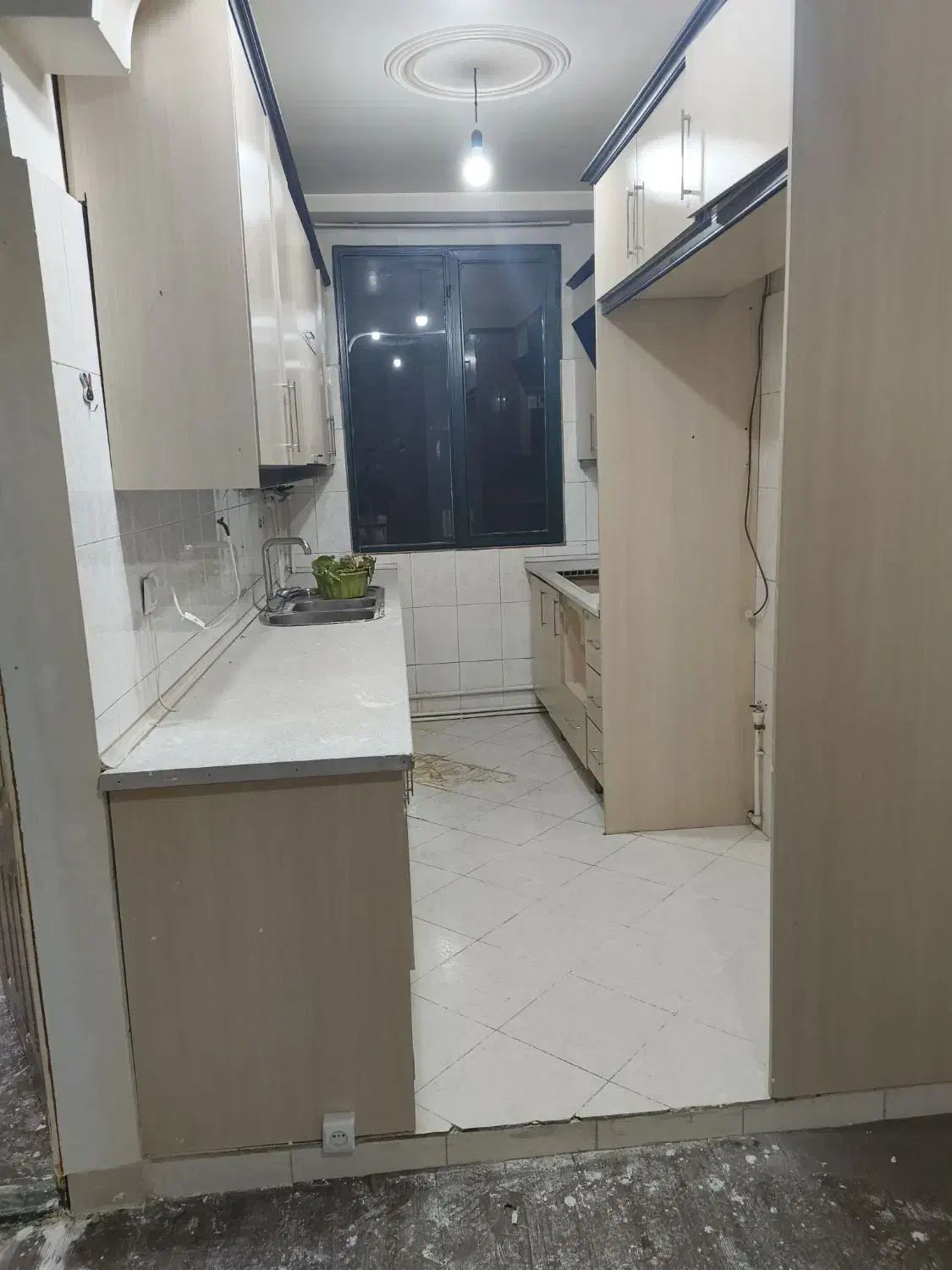 کابینت کارکرده ۵ متر با سینک|مصالح و تجهیزات ساختمان|تهران, صاحب الزمان|دیوار