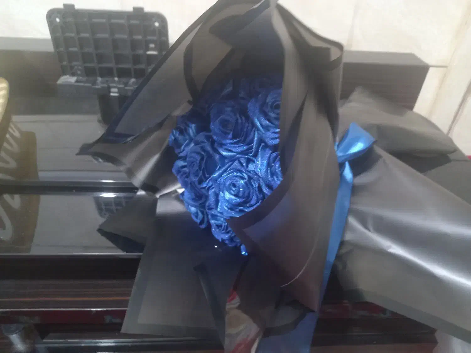 دسته گل آبی|گل مصنوعی|الیگودرز, |دیوار