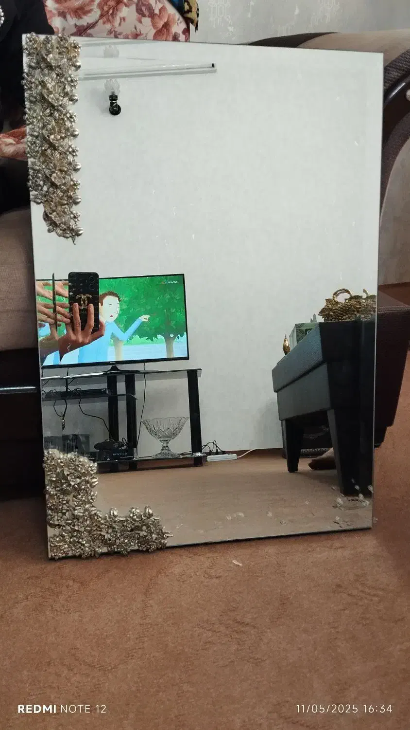 ساعت دیواری و آیینه|ساعت دیواری و تزئینی|خوی, |دیوار