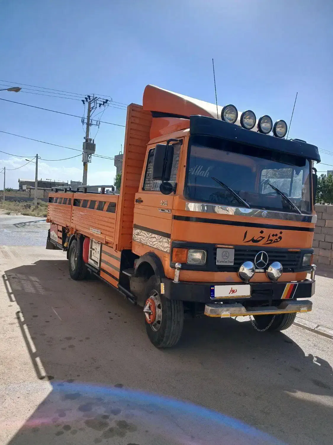 خاور ۶۰۸ مدل ۸۱ با کار ثابت|خودرو سنگین|سبزوار, توحیدشهر|دیوار