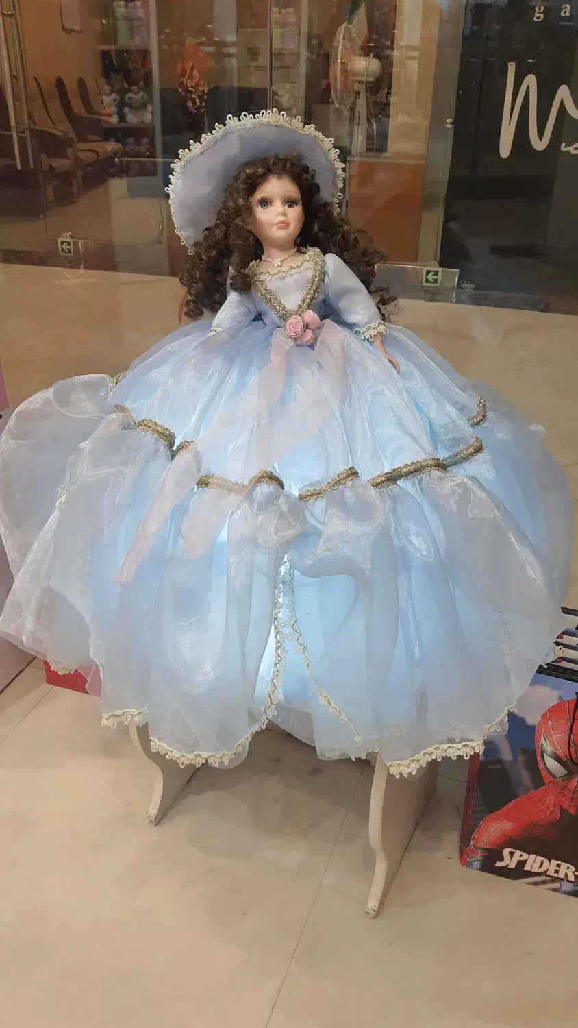 مجسمه عروسکی چراغ دار|اسباب‌‌بازی|مشهد, شهید فرامرز عباسی|دیوار