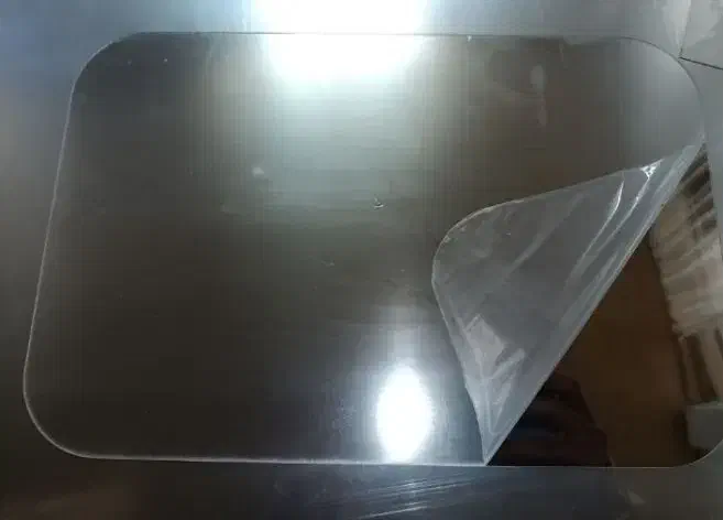 آیینه چسبی|آینه|قم, نیروگاه|دیوار