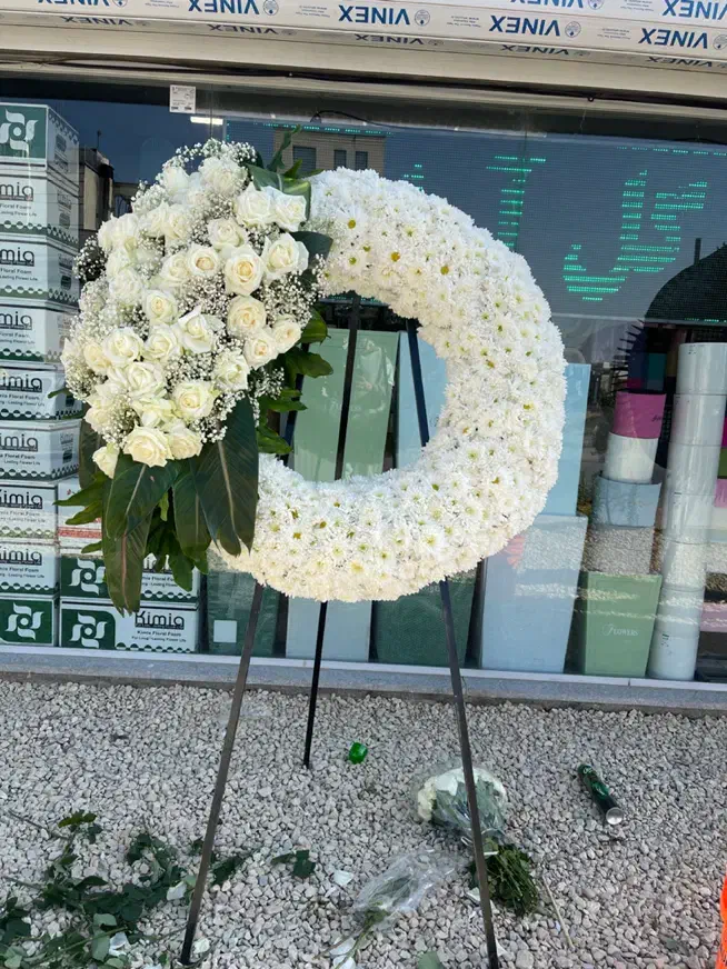 تاج گل ترحیم|خدمات پذیرایی، مراسم|همدان, |دیوار