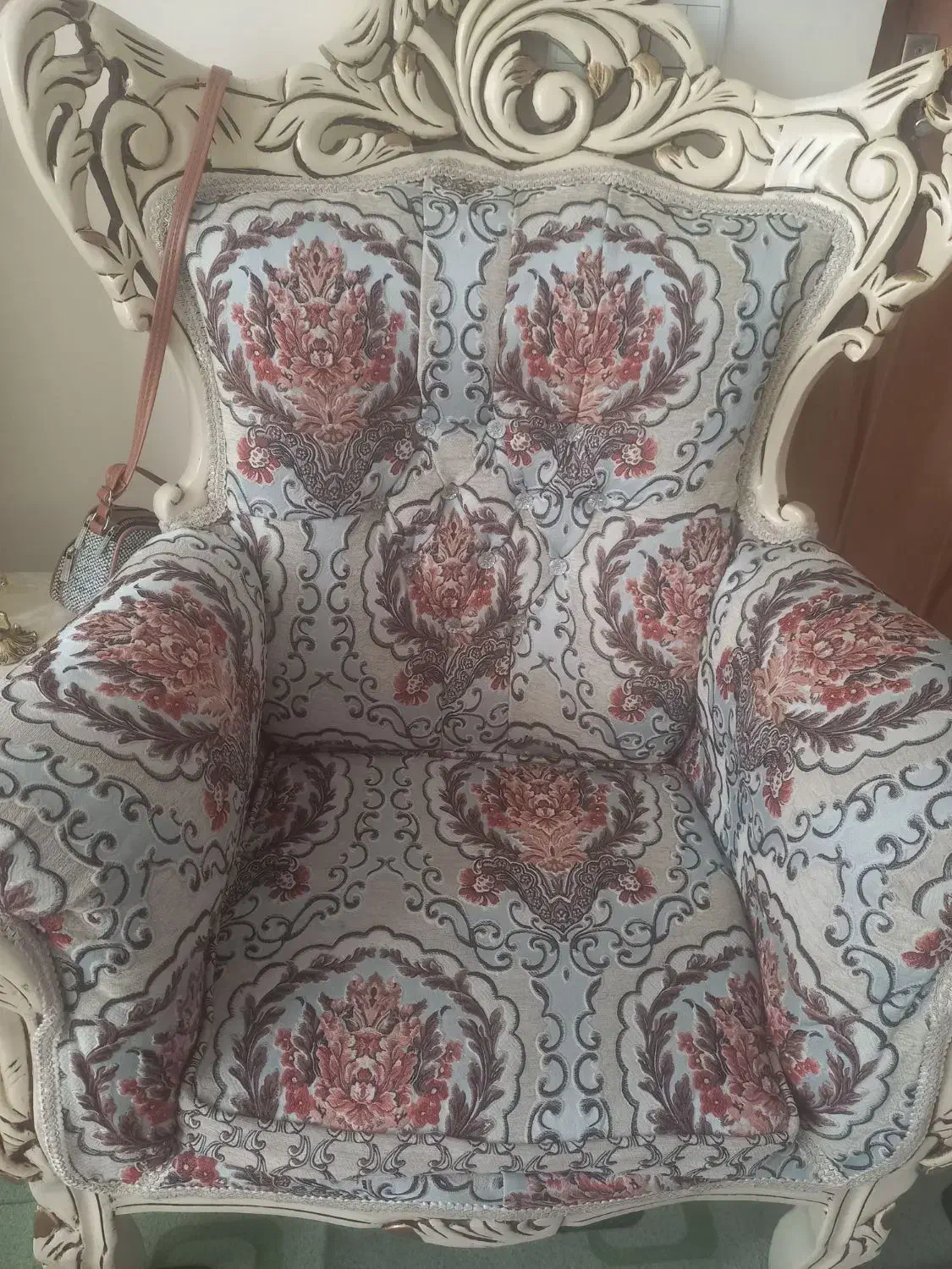 مبل سلطنتی ۹نفره تمیز|مبلمان خانگی و میز عسلی|سهند, |دیوار