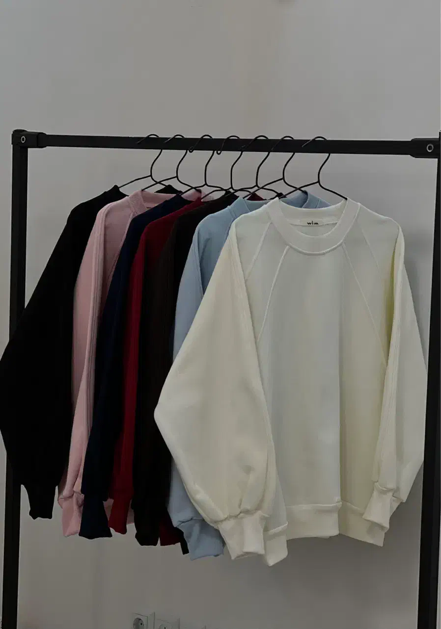 آنلاین شاپ|لباس|رشت, نامجو|دیوار