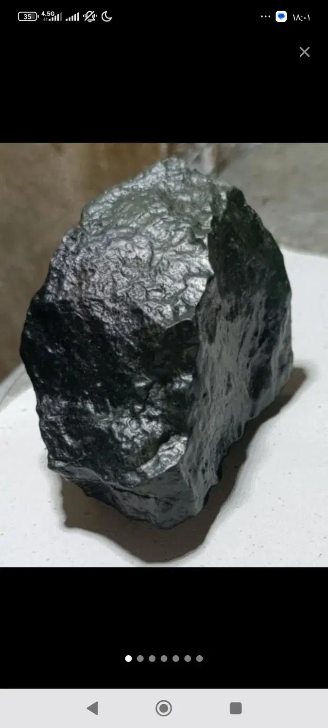 شهاب سنگ سیاه با مقیاس سختی 10|جواهرات|زاهدان, |دیوار