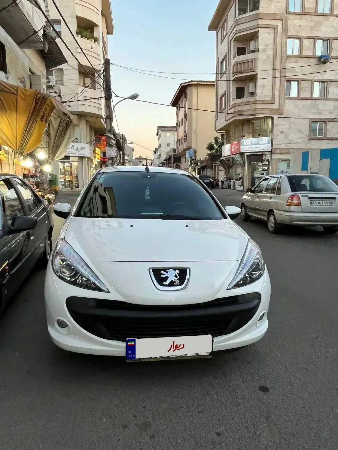 207i مدل 1403|خودرو سواری و وانت|رشت, بلوار گیلان|دیوار