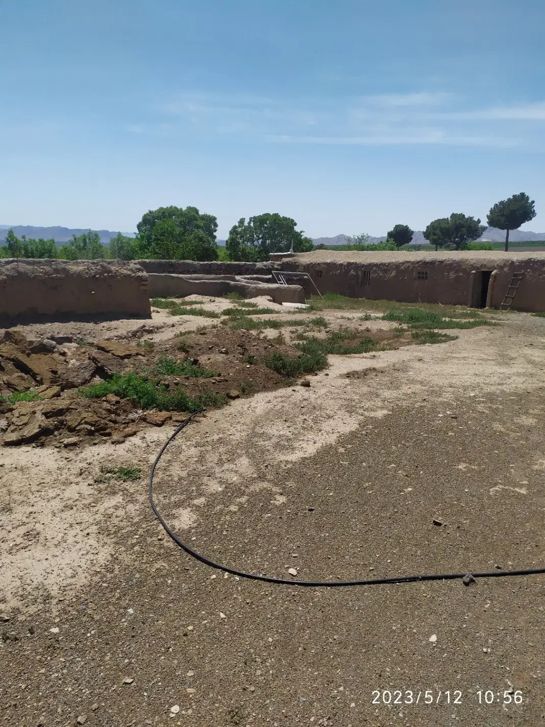 فروش دامداری در روستای ابرسج|فروش زمین و ملک کلنگی|بسطام, |دیوار