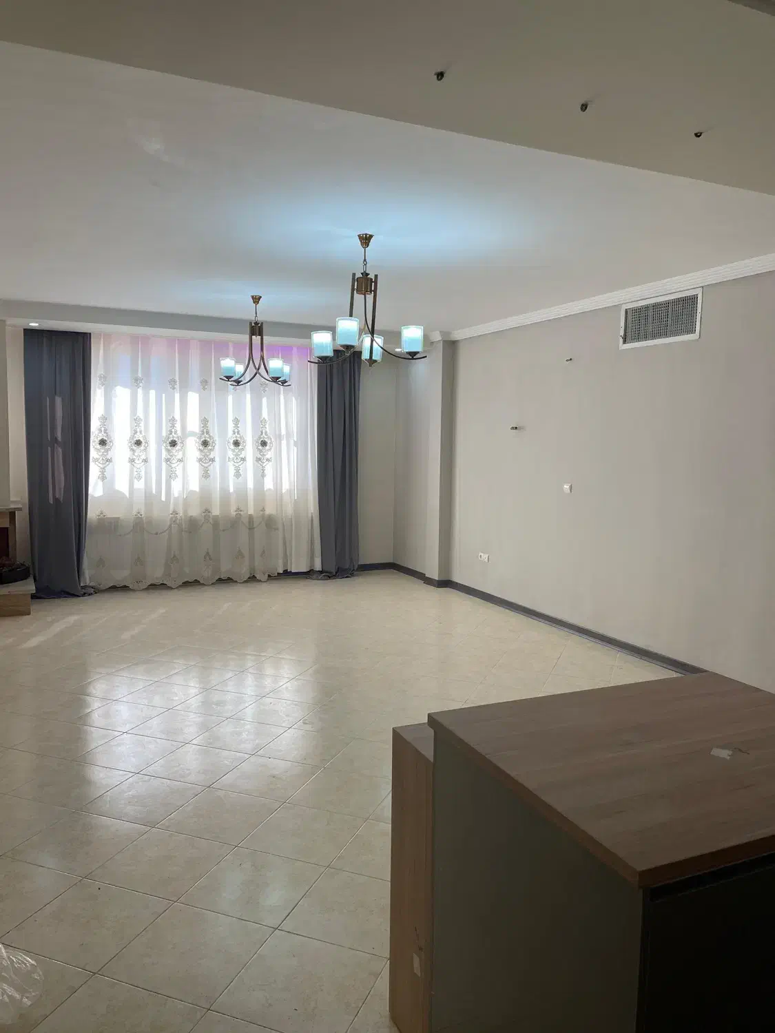 دوخواب/ تک بلوک/ سند تک برگ/ لوکس|فروش آپارتمان|صدرا-فارس, فاز ۱|دیوار