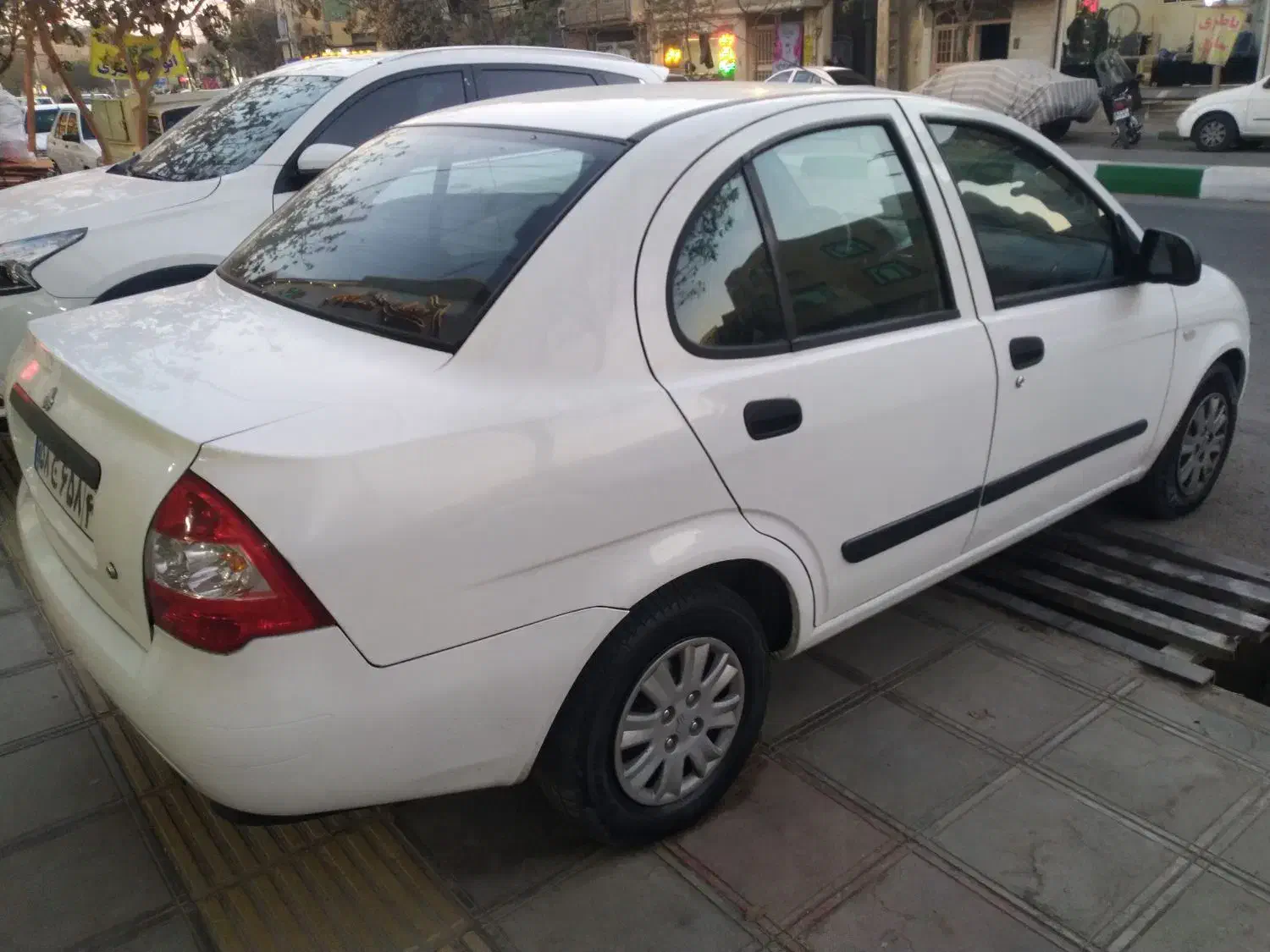 تیبا صندوق دار درجه یک|خودرو سواری و وانت|قم, شهرک امام حسین|دیوار