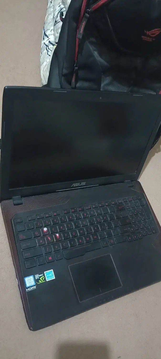 لپ تاپ asus fx553vd تمیزو سالم بهمراه تمامی اقلام|رایانه همراه|ورامین, ورامین|دیوار