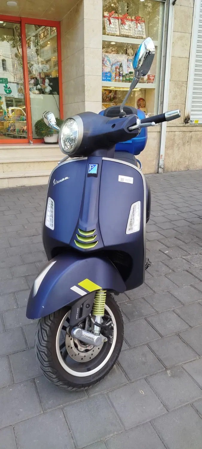Vespa 300|موتورسیکلت|تهران, شارق|دیوار