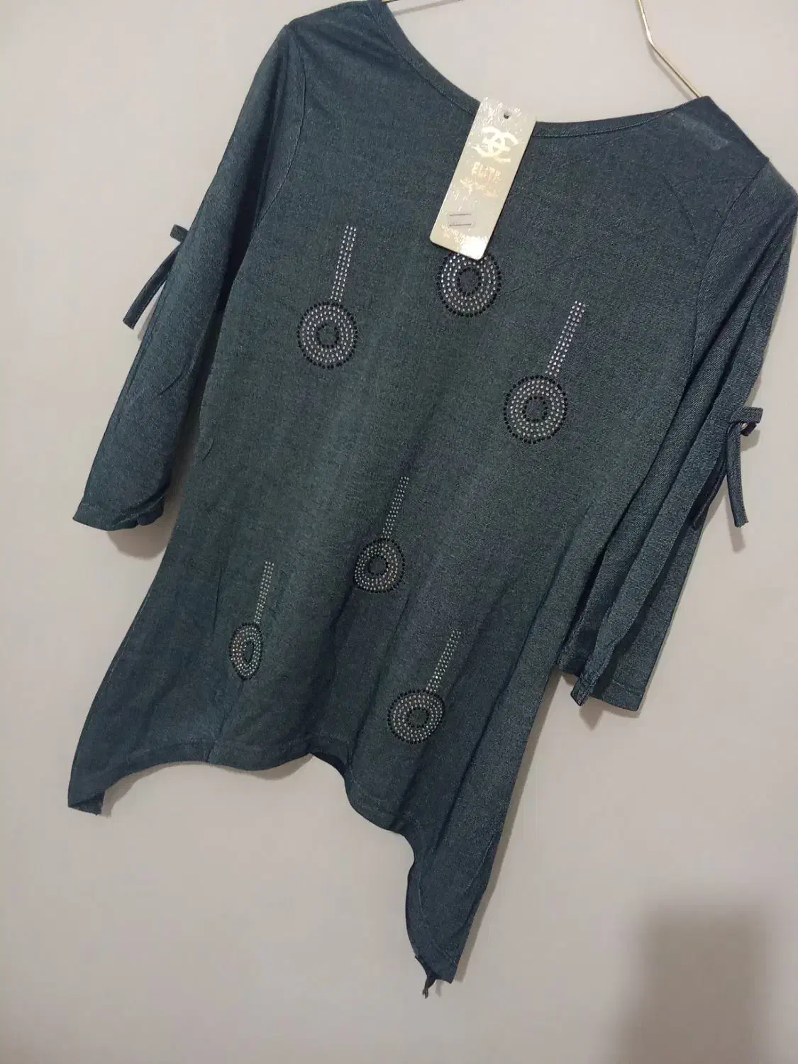 لباس نو|لباس|اردبیل, |دیوار