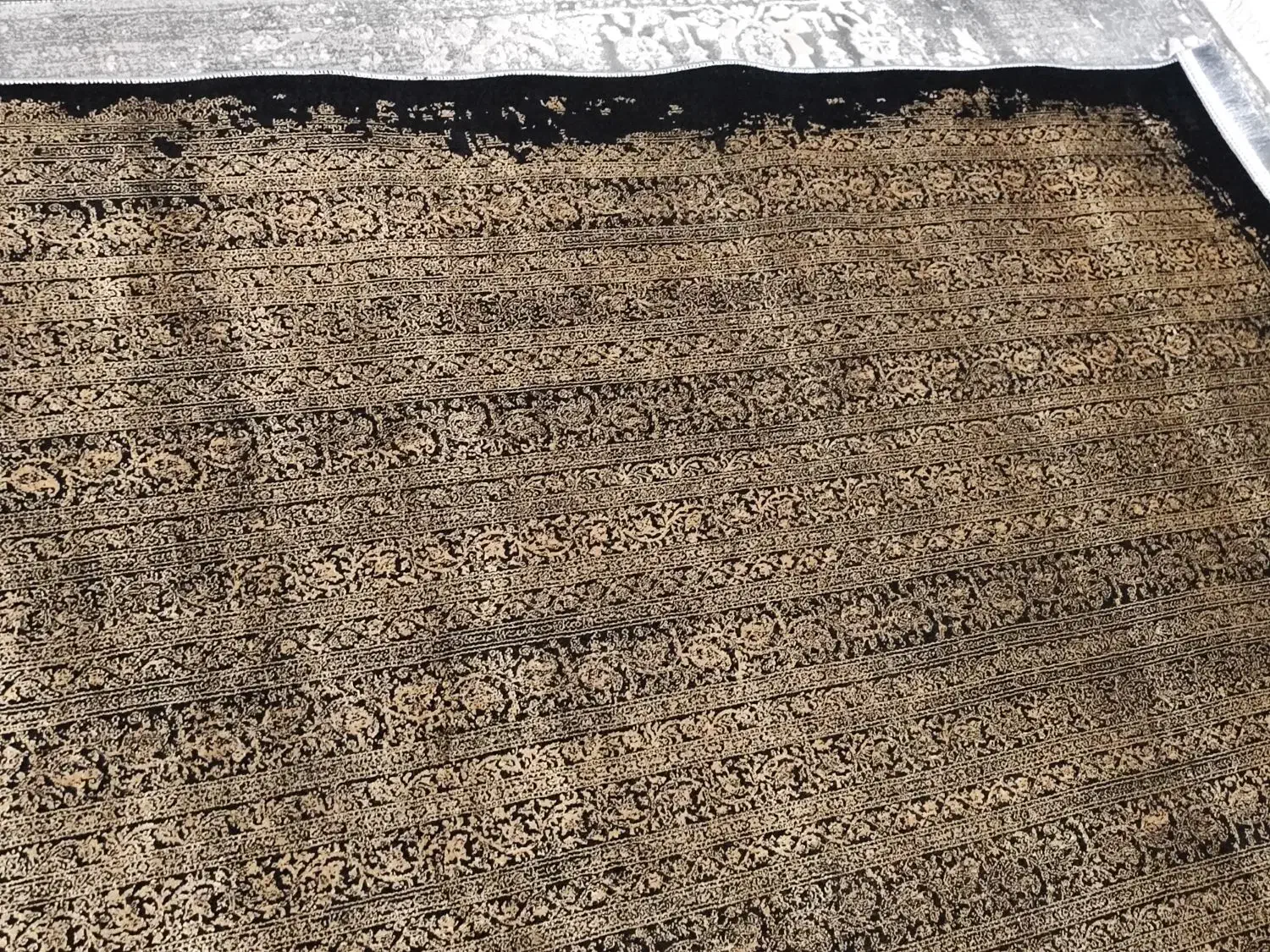 دو تخته فرش ۱ در ۱/5|فرش|تهران, میدان میوه و تره‌بار مرکزی|دیوار