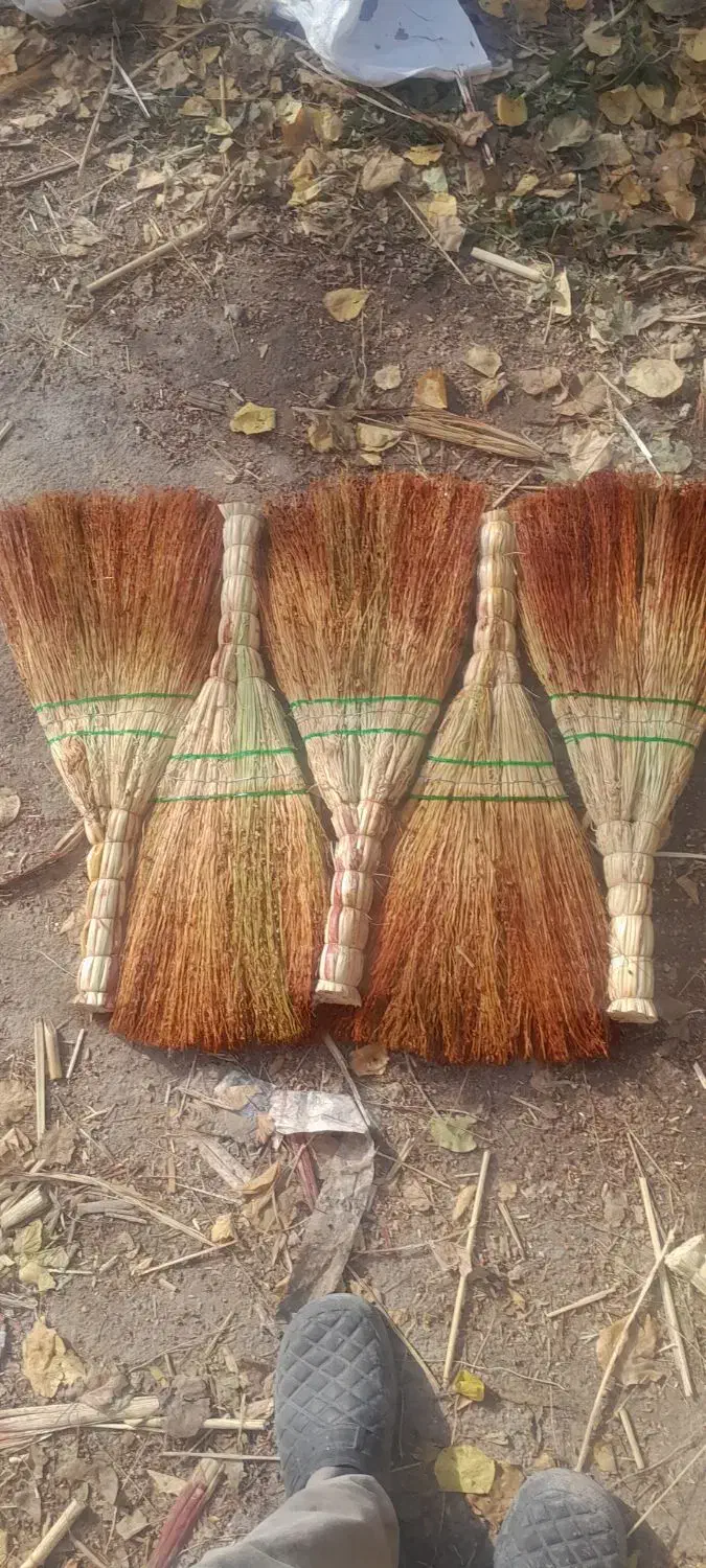 جاروی سنتی میانه دونه ای صدو پنجاه هزار تومان|لوازم نظافت|میانه, |دیوار