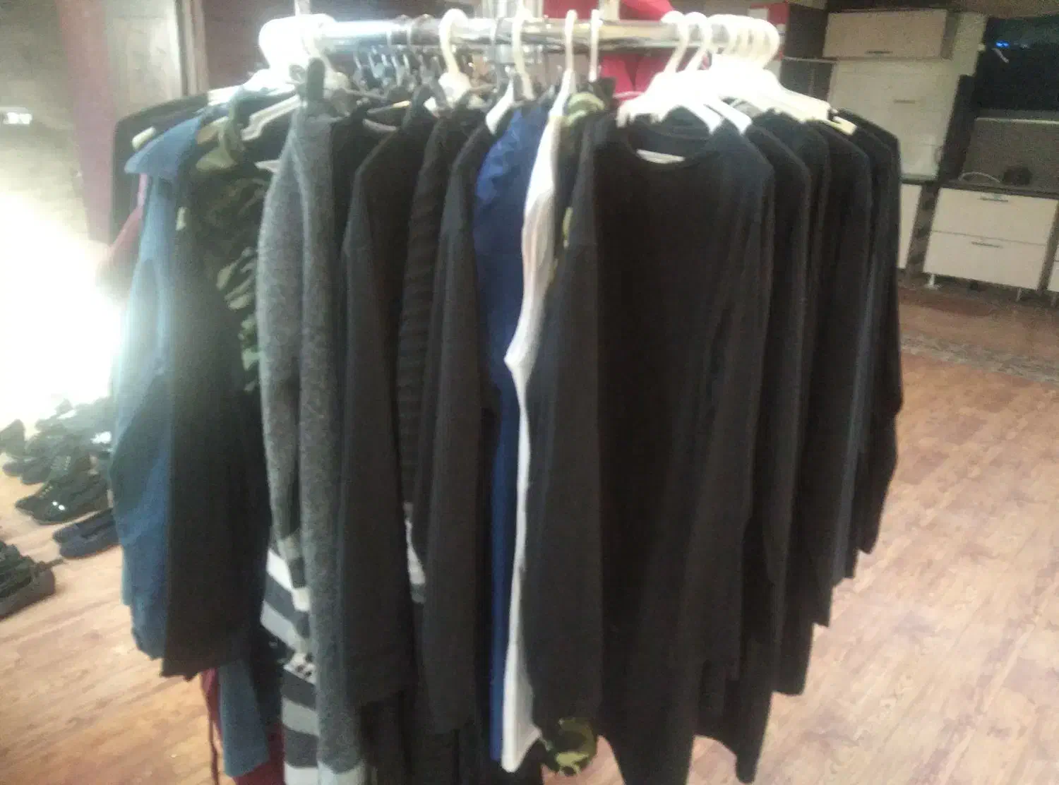 فروشع انواع لباس کفش و روسری کلاه کیف زنانه|کیف، کفش، کمربند|شاهینشهر, برخوار غرب|دیوار