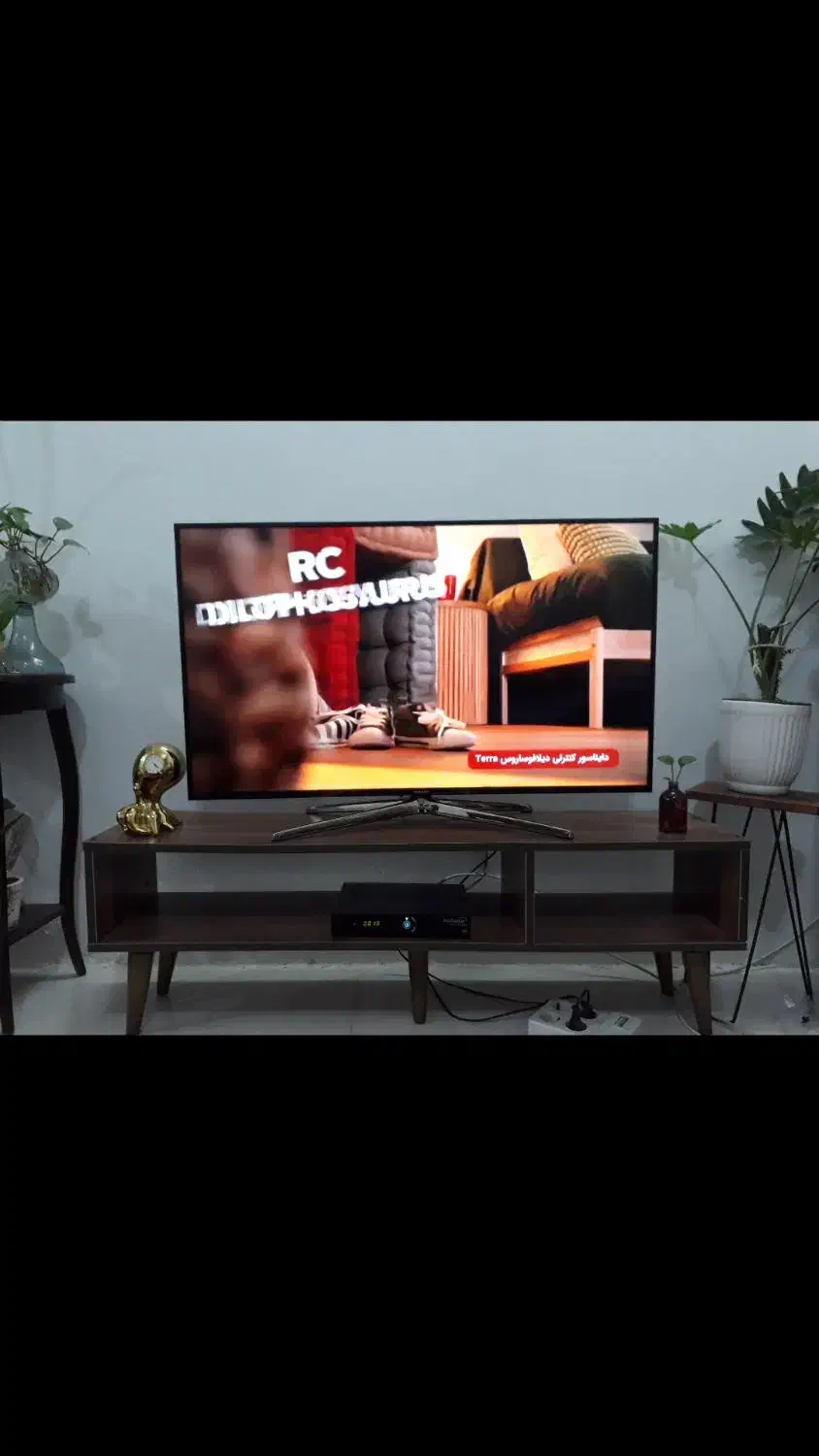 تلوزیون سامسونگ ۴۰ اینچ ال ای دی|تلویزیون و پروژکتور|رودسر, |دیوار