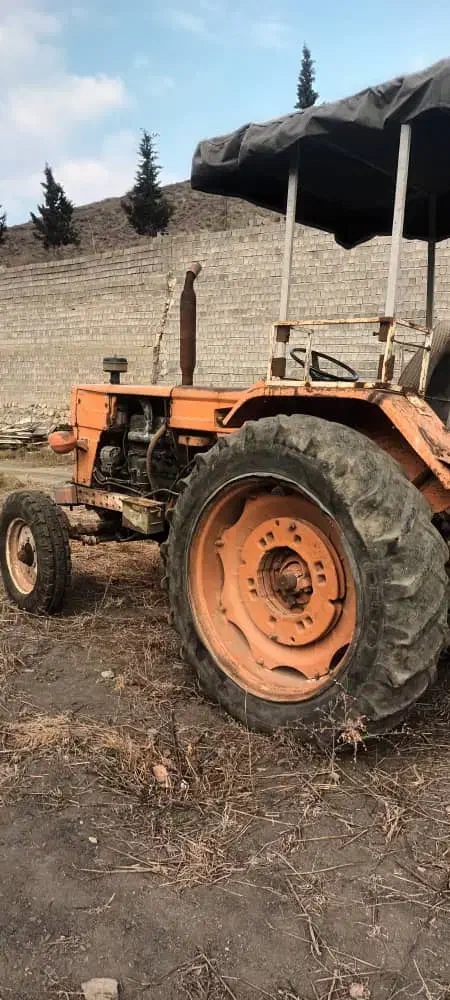 تراکتور کشاورزی رومانی مدل ۶۱ سالم|خودرو سنگین|پل سفید, |دیوار