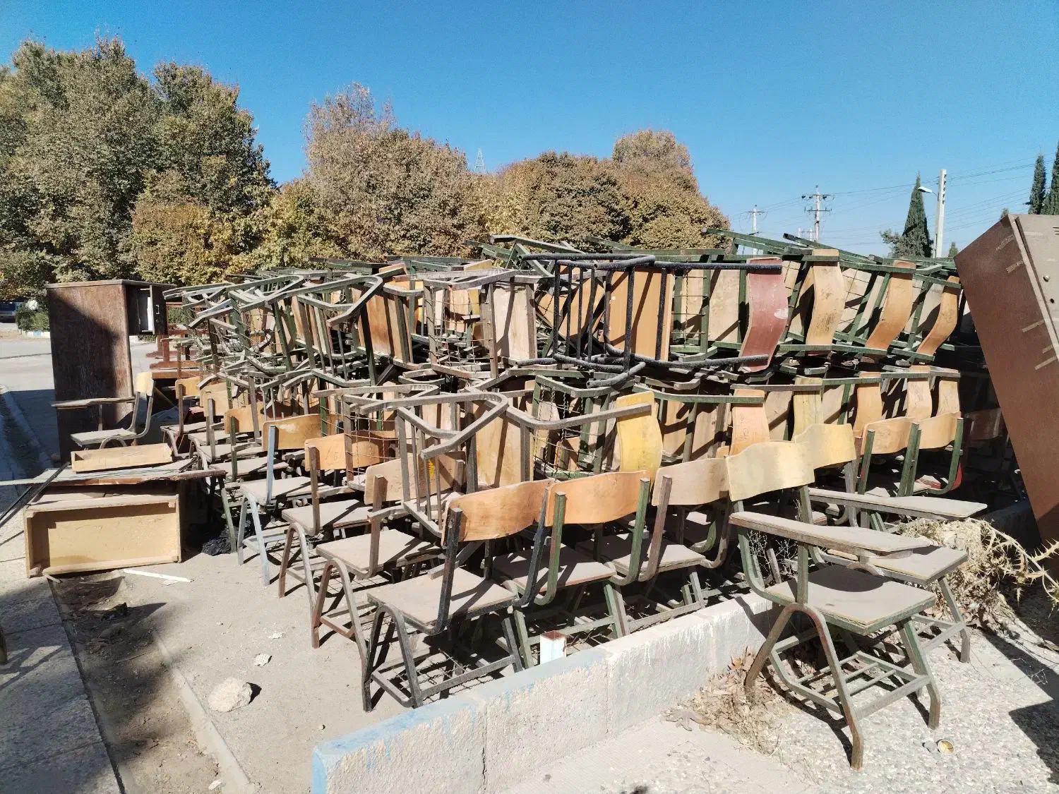 صندلی دانشجویی|صندلی و نیمکت|مرودشت, شهرک مهدیه|دیوار