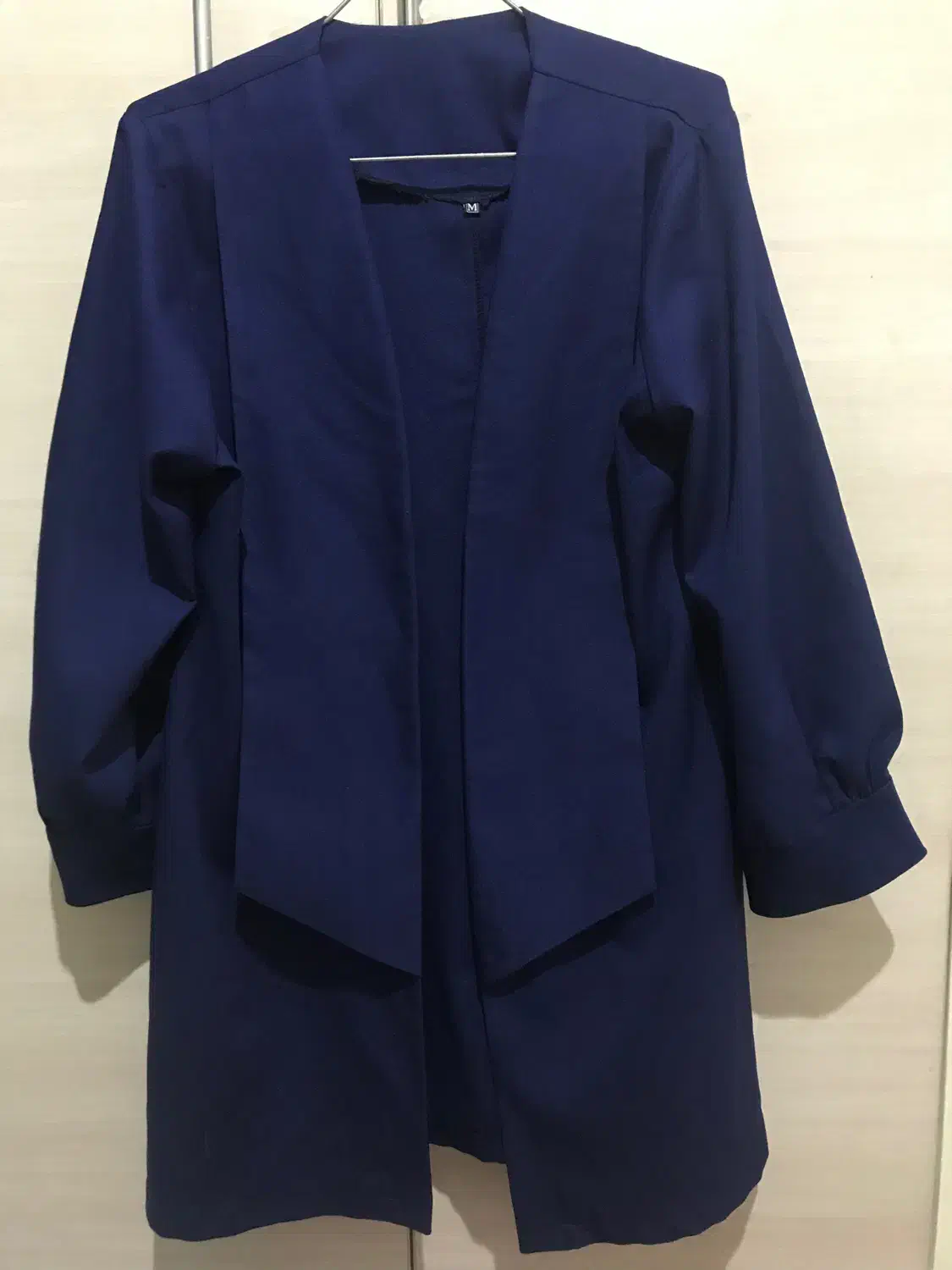 لباس نو۱۵۰|لباس|رشت, جانبازان|دیوار