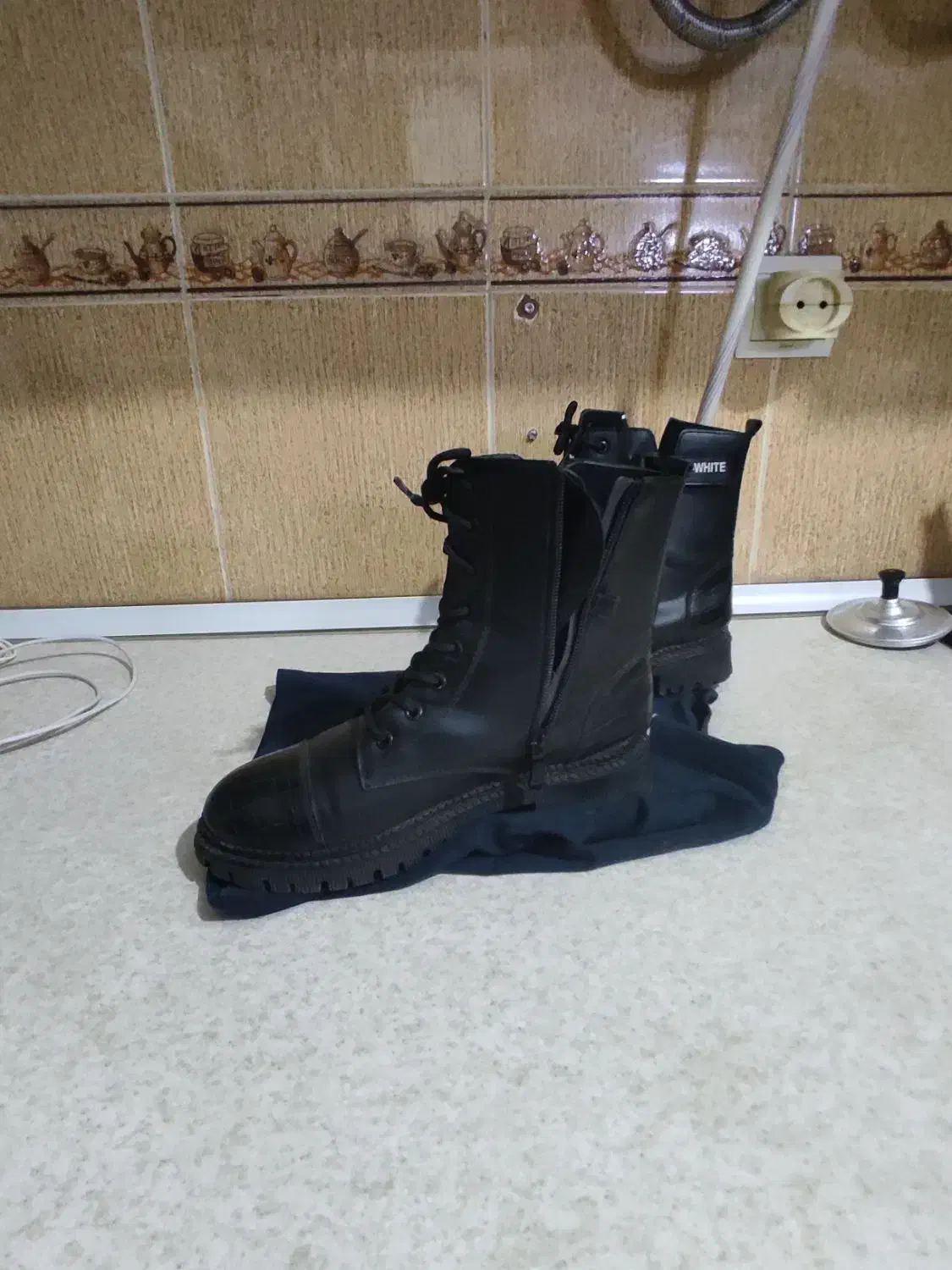 کفش نیم بوت چرم در حدنو سالم سالم سایز 38|کیف، کفش، کمربند|صباشهر, |دیوار