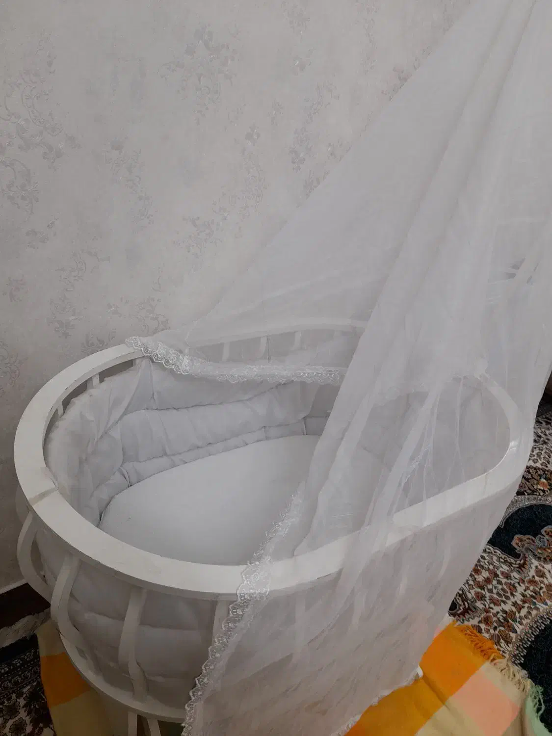 گهواره چوبی|تخت و صندلی بچه|محمدیه-قزوین, |دیوار