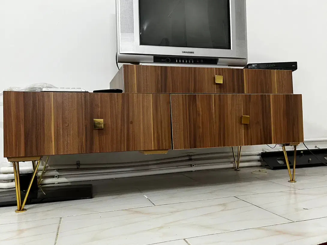 میز تلوزیون|میز تلویزیون|نیشابور, شهرک بسیج|دیوار