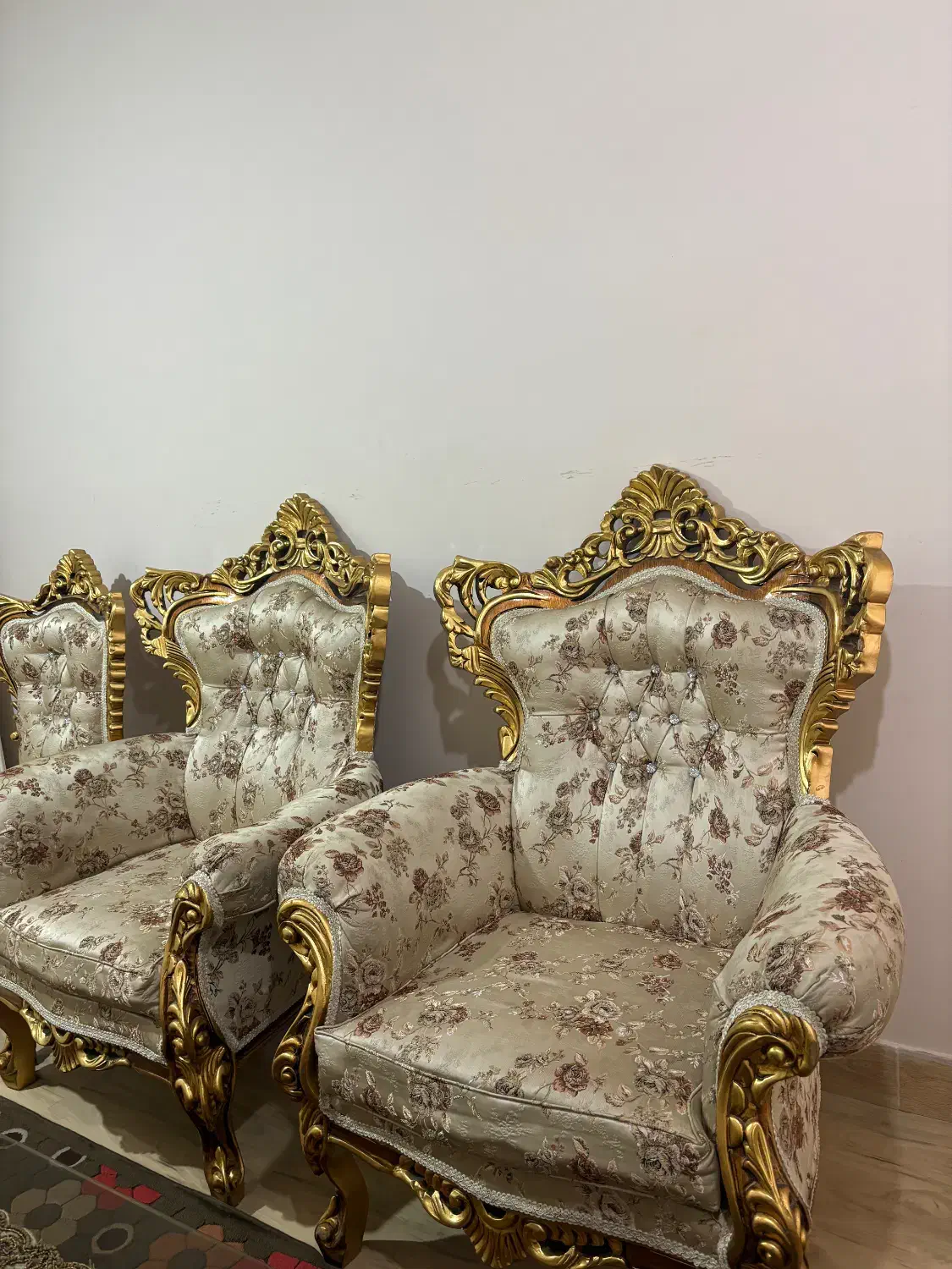 مبل کلاسیک|مبلمان خانگی و میز عسلی|کردکوی, |دیوار