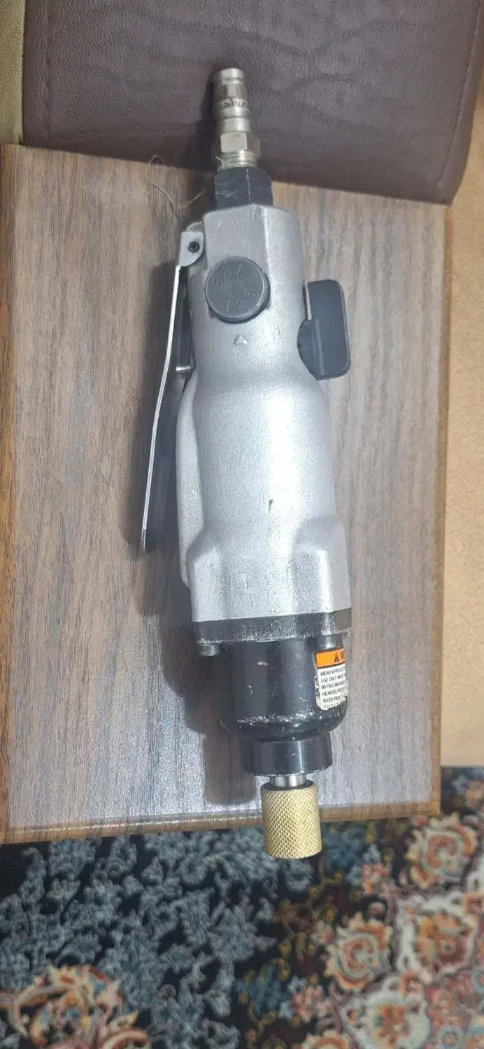 پیچ گوشتی بادی|ابزارآلات|لنجان, |دیوار