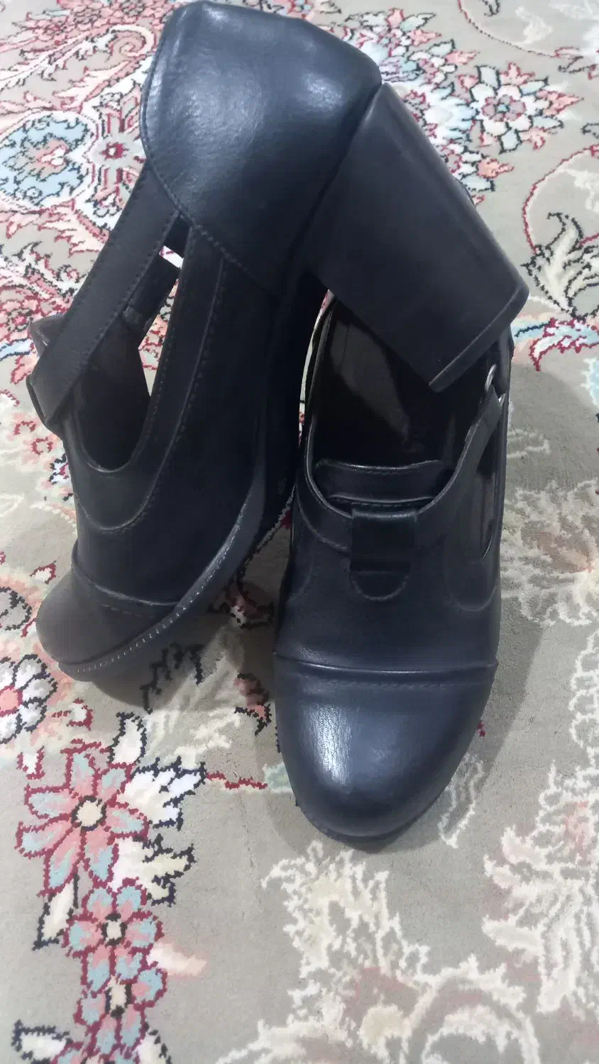 کفش زنانه|کیف، کفش، کمربند|شهرکرد, |دیوار